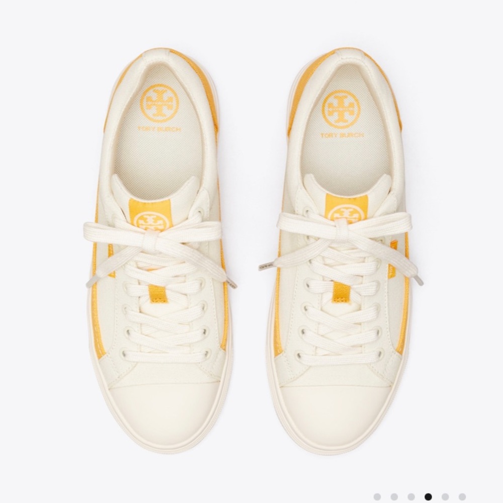 Classic Court Sneakers